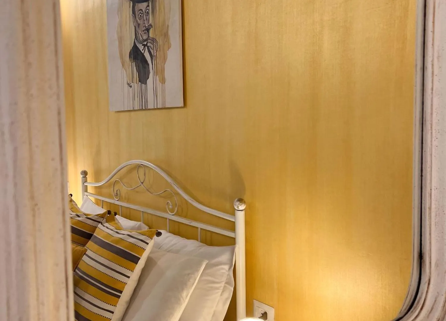 Suite Scarlatti Naples 2*,