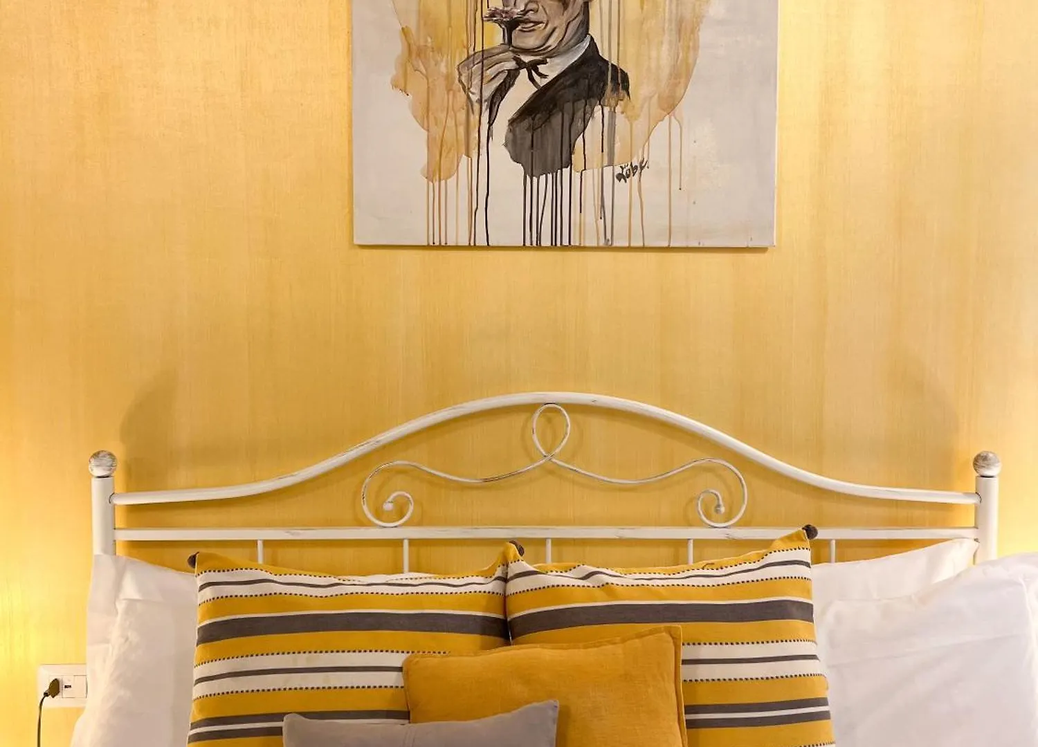 Suite Scarlatti Naples 2*,  Italy