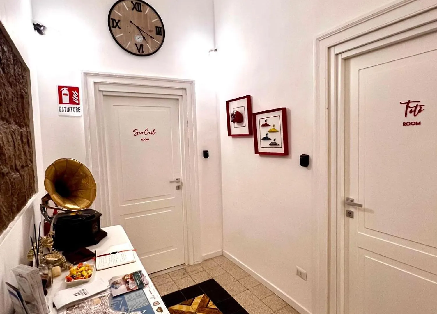 Suite Scarlatti Naples Guest house